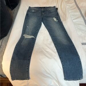 NWT Distressed Light Wash Joe’s Jeans - 32x32